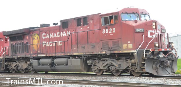 Locomotive CP8622 right side / coté droit